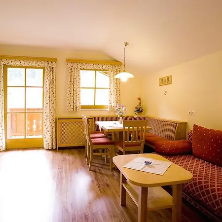 Apartament Kleinellmauhof